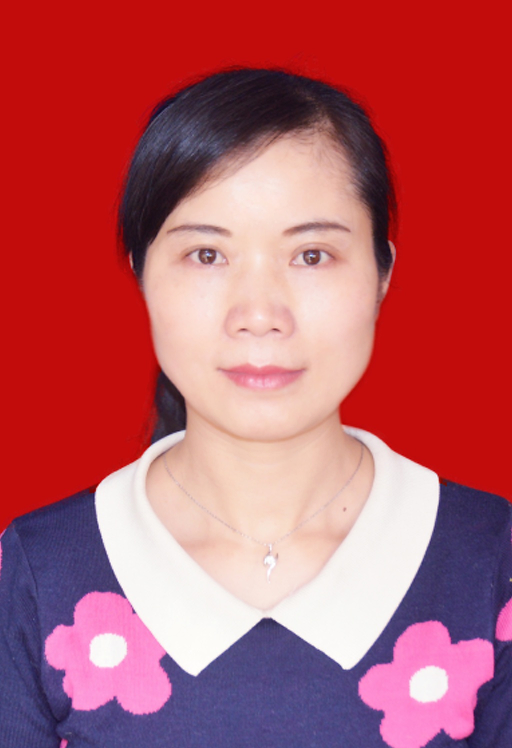 肖美丹.jpg 肖美丹.jpg